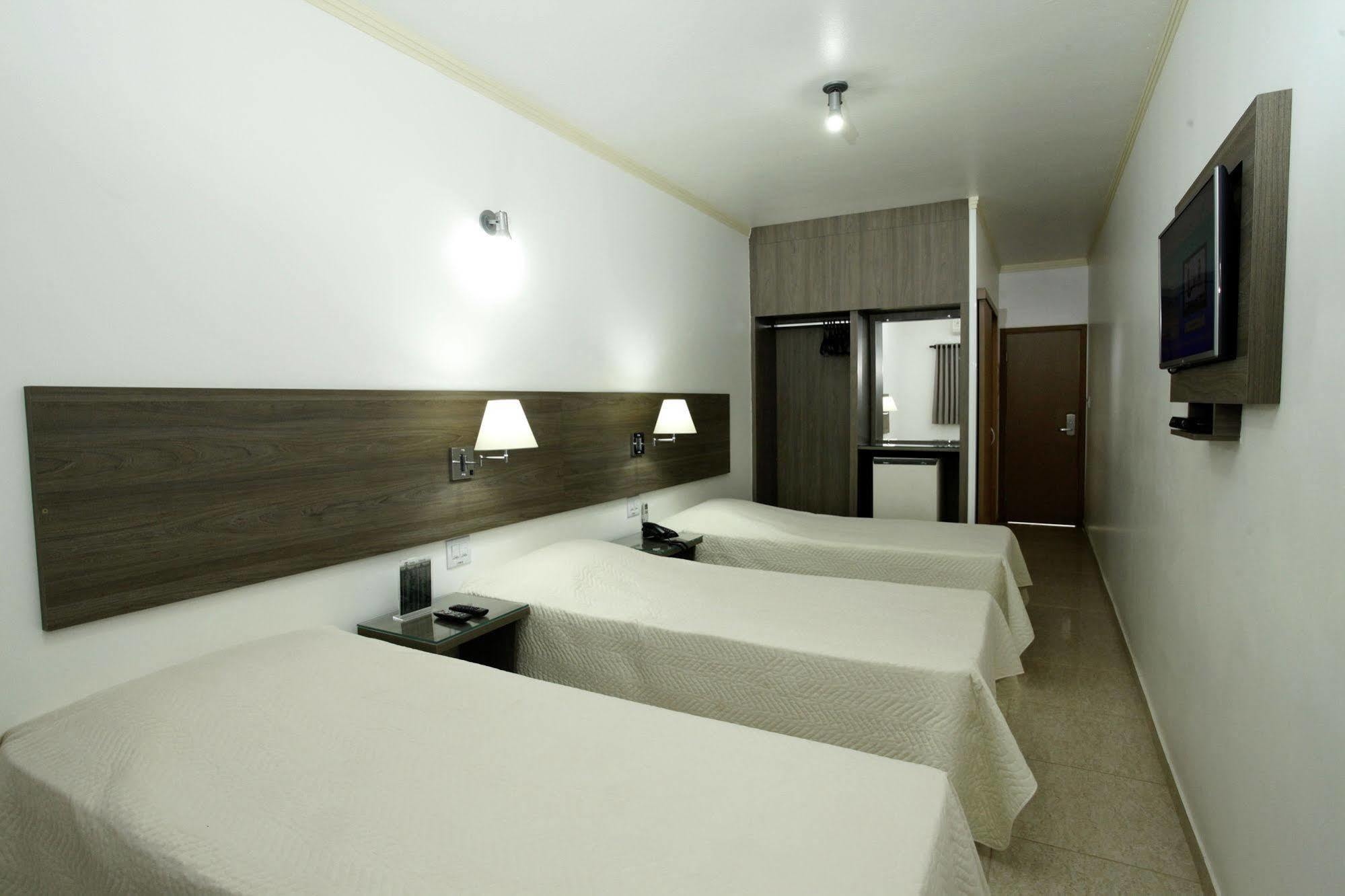 Indaia Hotel São Carlos Buitenkant foto